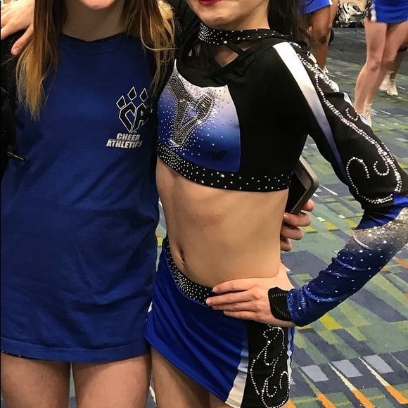 Varsity Victory 2pc uniform YM - Picture 6 of 6